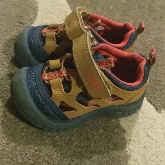 OshKosh Baby Boy Shoe - Picture 6 of 8